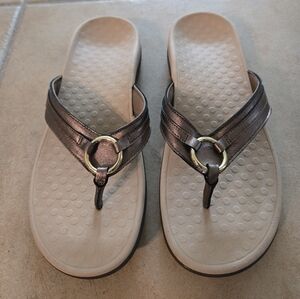 Vionic Aloe Metallic Brown Women's Thong Orthotic Sandals Size 10